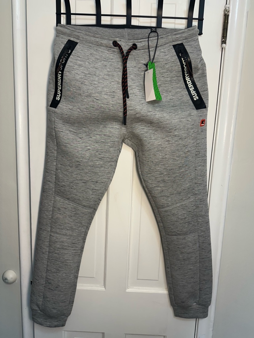 superdry sport gym tech stretch slim joggers